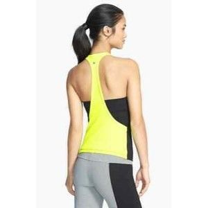 Caelum Skylar Nordstrom Tank Top Size M Shelf Bra T-Back Black Lime EUC B76